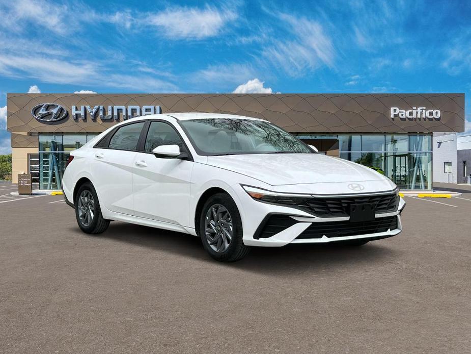 new 2024 Hyundai Elantra car, priced at $24,549