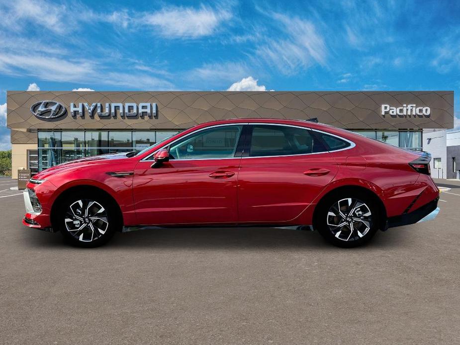 new 2024 Hyundai Sonata car, priced at $27,646