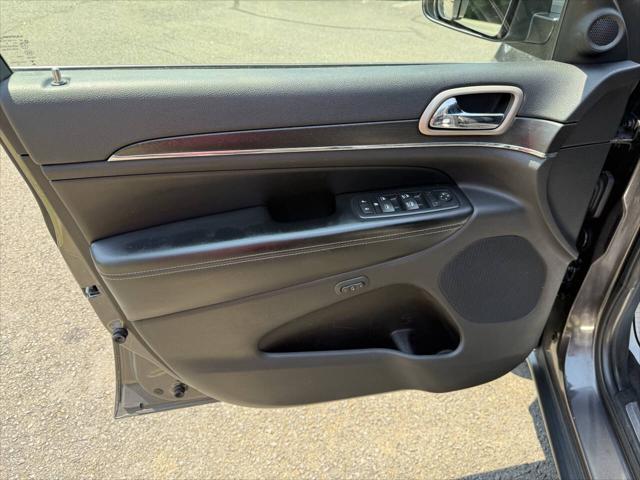 used 2017 Jeep Grand Cherokee car, priced at $12,995