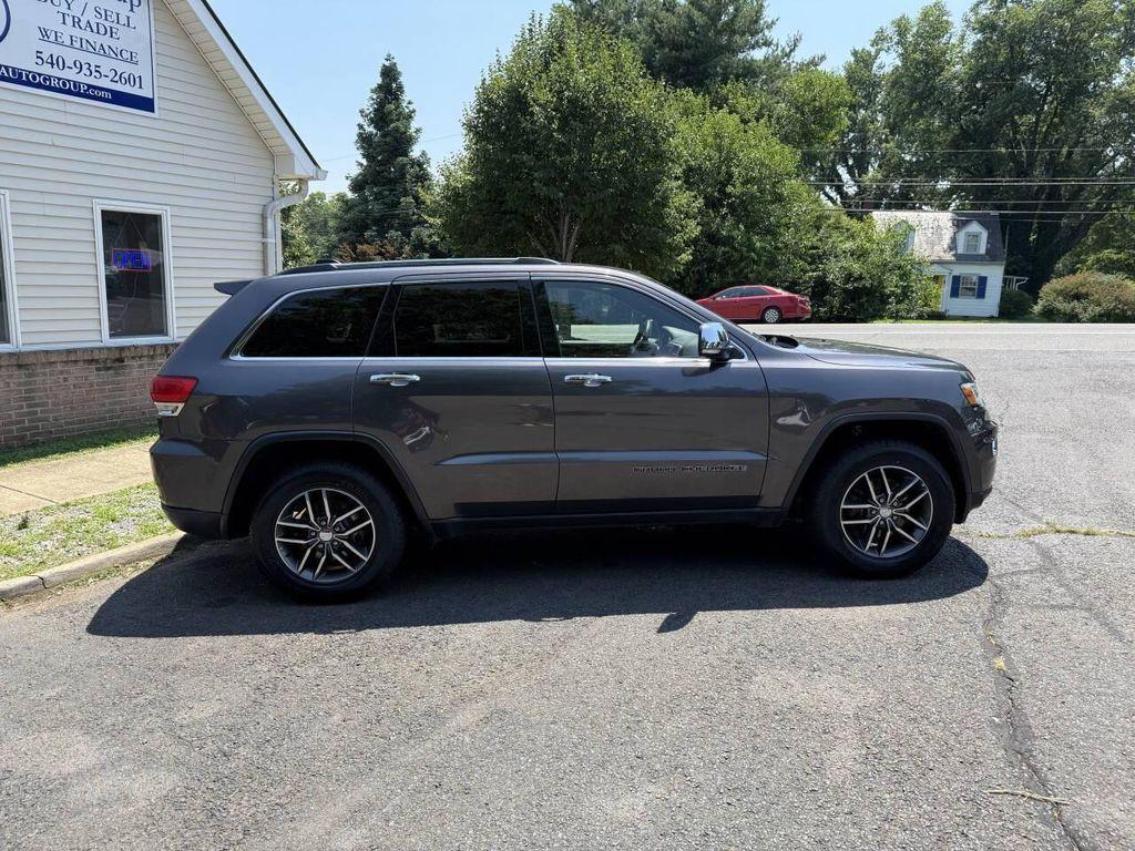 used 2017 Jeep Grand Cherokee car, priced at $12,995