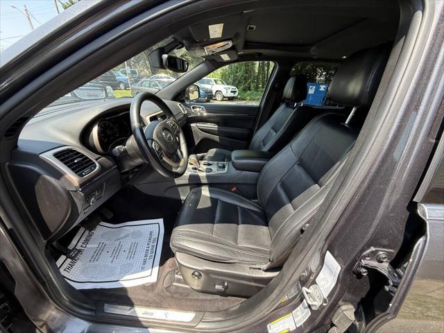 used 2017 Jeep Grand Cherokee car, priced at $12,995
