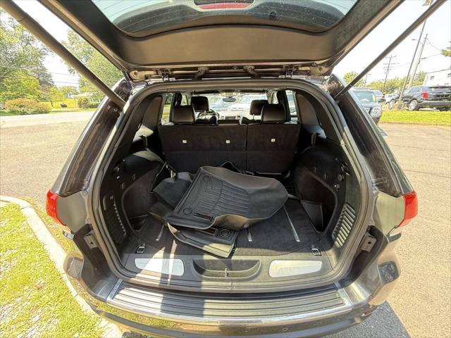 used 2017 Jeep Grand Cherokee car, priced at $12,995