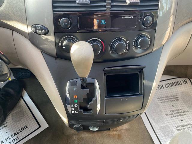 used 2006 Toyota Sienna car, priced at $5,995