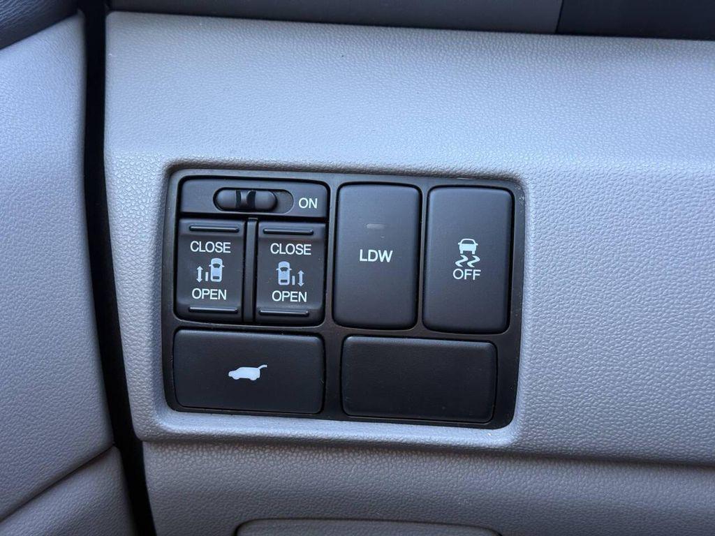 used 2014 Honda Odyssey car, priced at $10,995