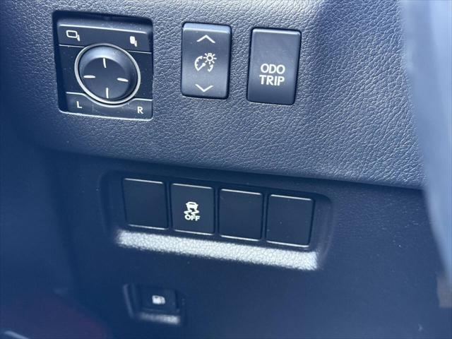 used 2011 Lexus GX 460 car, priced at $15,995