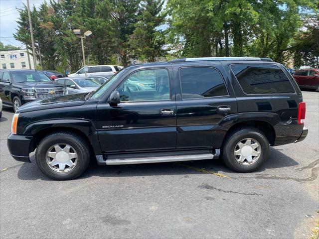 used 2002 Cadillac Escalade car, priced at $7,995