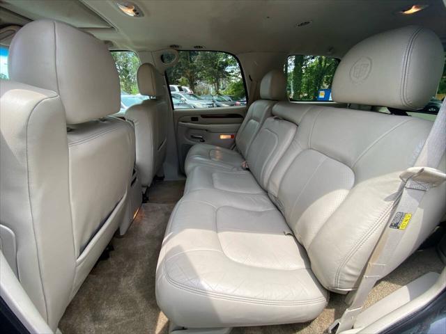 used 2002 Cadillac Escalade car, priced at $7,995