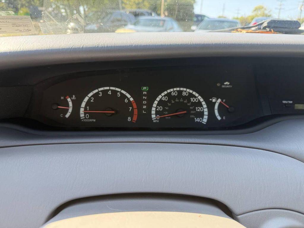 used 2002 Toyota Avalon car, priced at $3,995