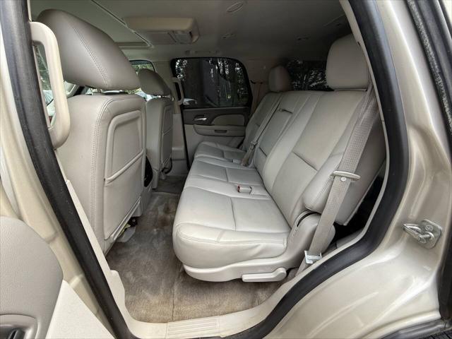 used 2013 GMC Yukon car, priced at $14,995