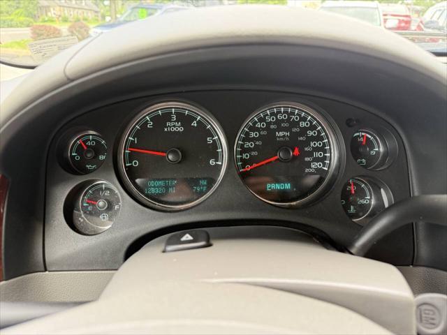 used 2013 GMC Yukon car, priced at $14,995
