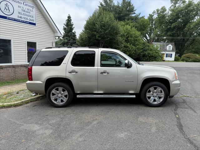 used 2013 GMC Yukon car, priced at $14,995