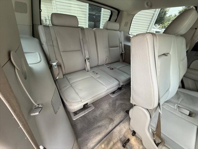 used 2013 GMC Yukon car, priced at $14,995