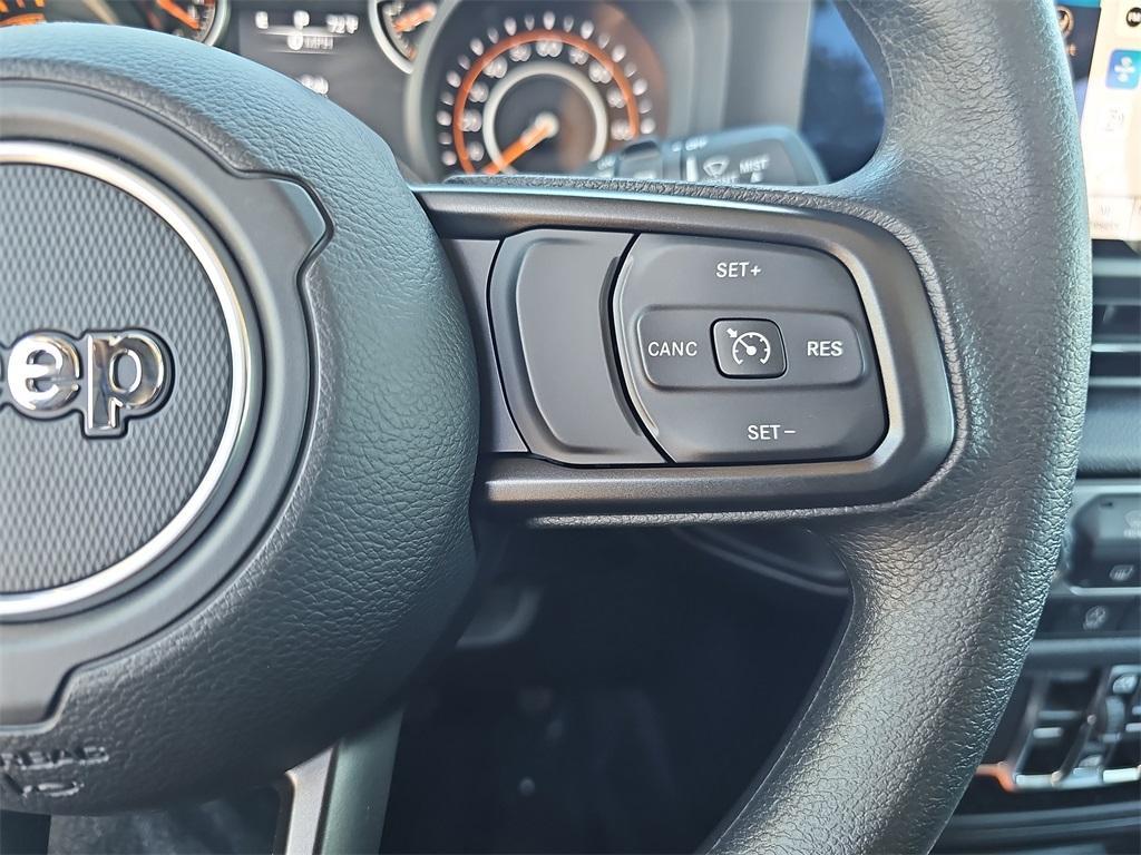 new 2025 Jeep Wrangler car