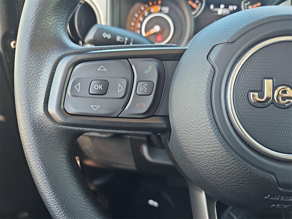 new 2025 Jeep Wrangler car