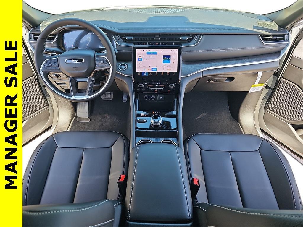 new 2025 Jeep Grand Cherokee L car, priced at $45,076