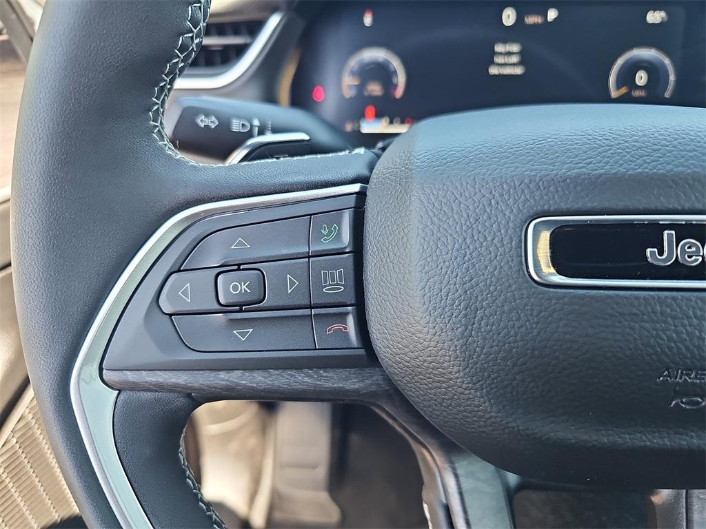 new 2025 Jeep Grand Cherokee L car, priced at $46,077
