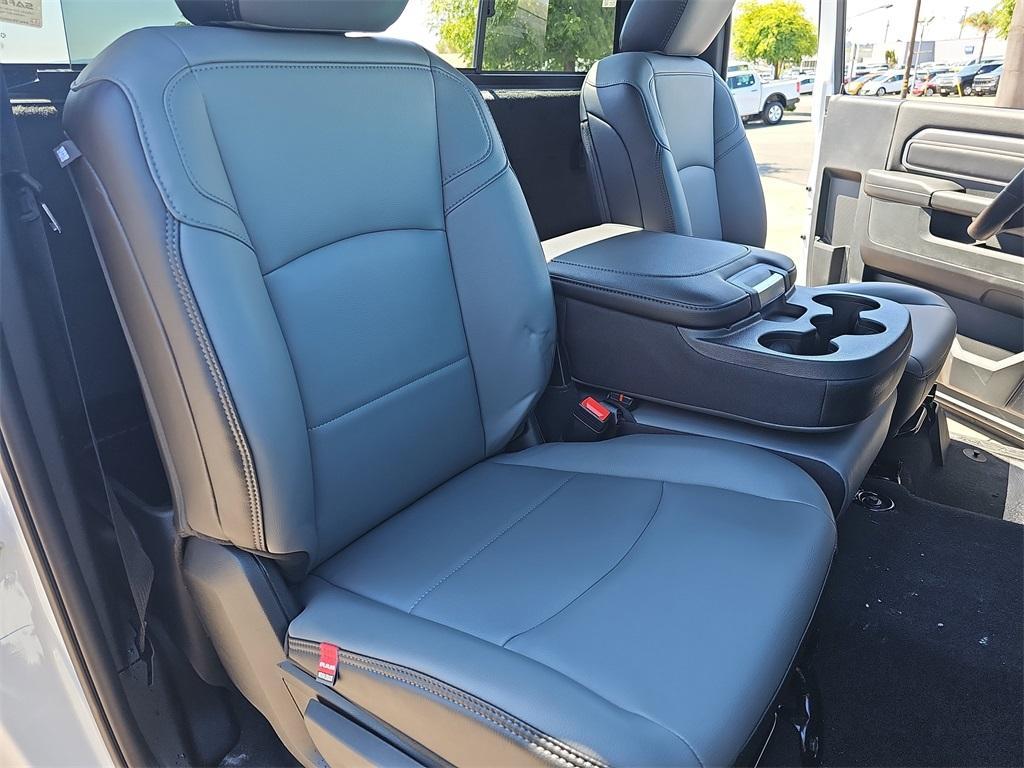 new 2025 Ram 3500 car, priced at $69,715