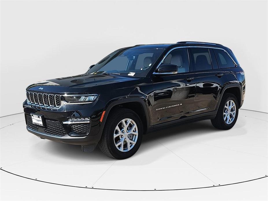 used 2023 Jeep Grand Cherokee car, priced at $34,102