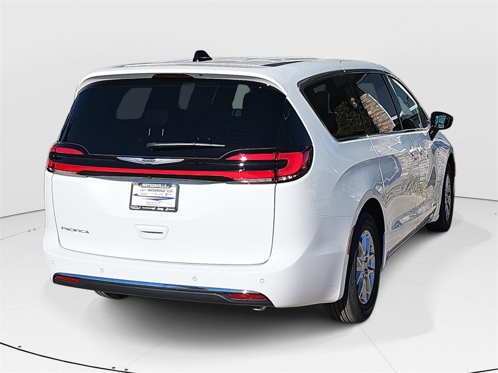 new 2025 Chrysler Pacifica car, priced at $40,145