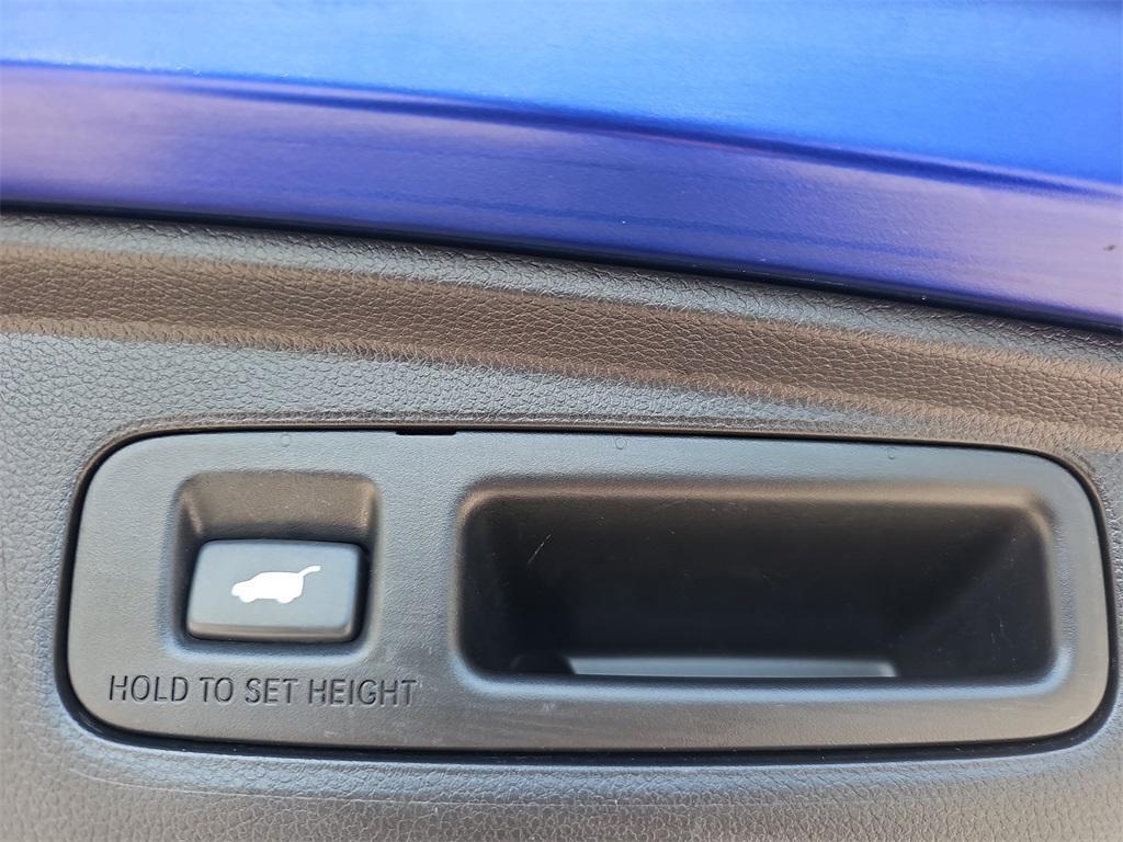 used 2023 Honda CR-V car, priced at $33,998