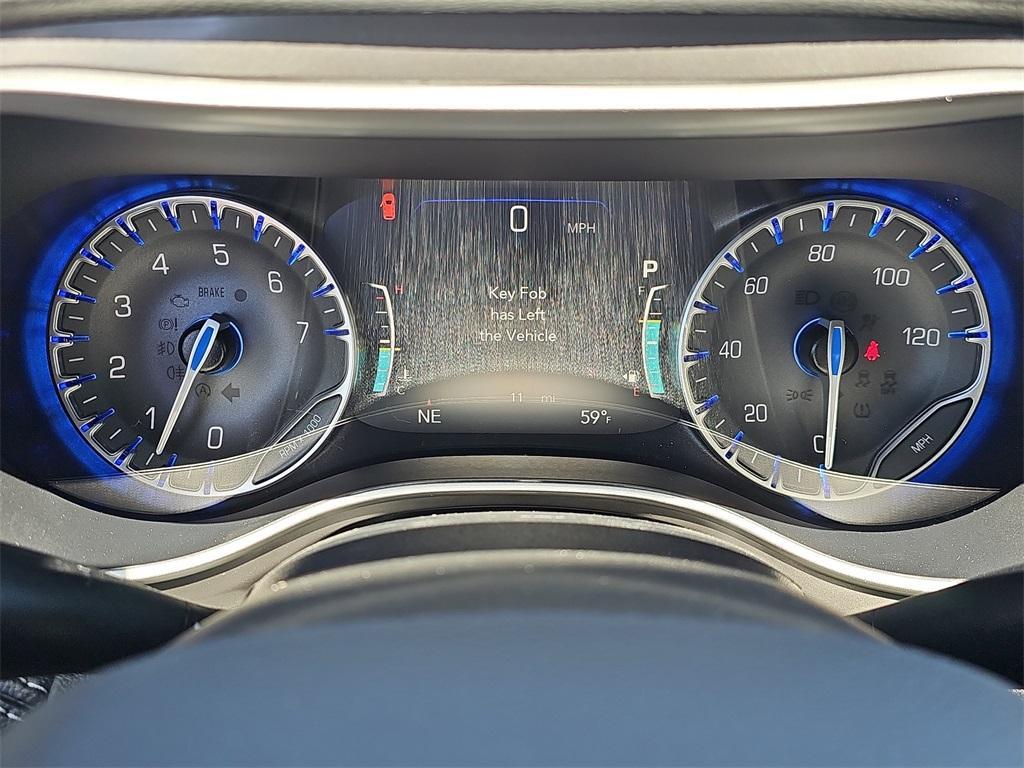 new 2025 Chrysler Pacifica car, priced at $42,247