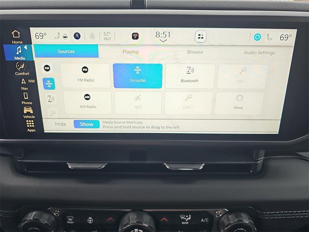 new 2025 Jeep Wrangler car