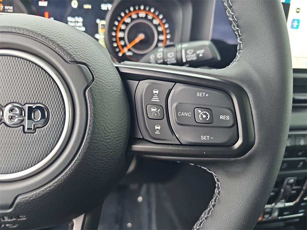 new 2025 Jeep Wrangler car