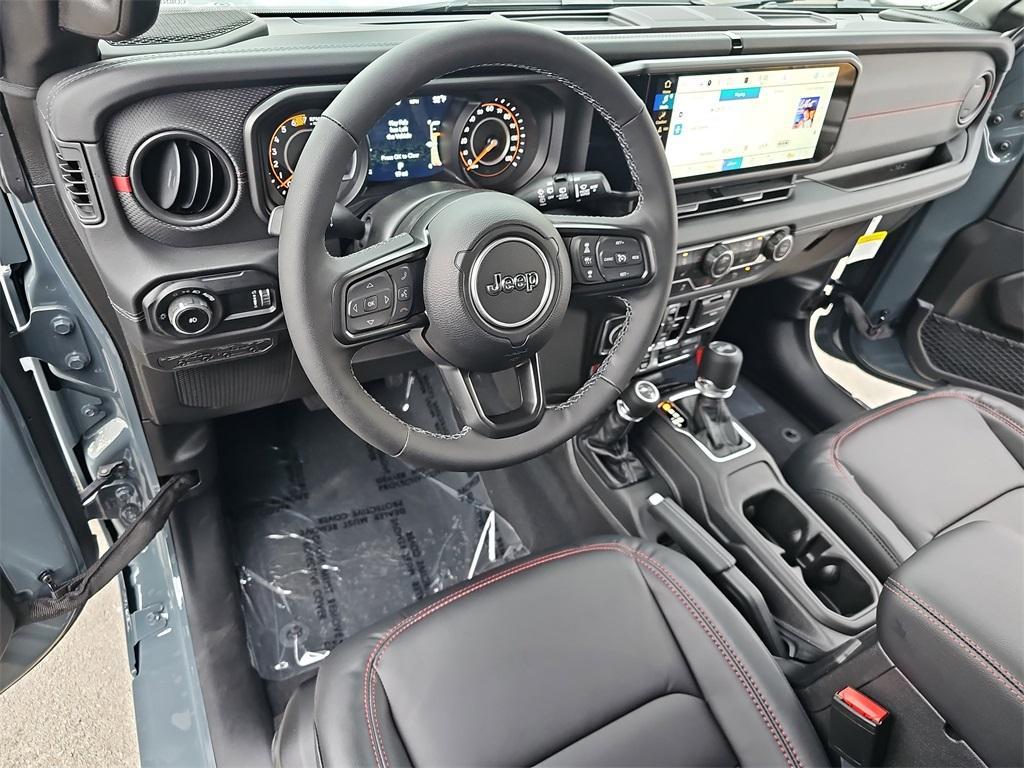 new 2025 Jeep Wrangler car