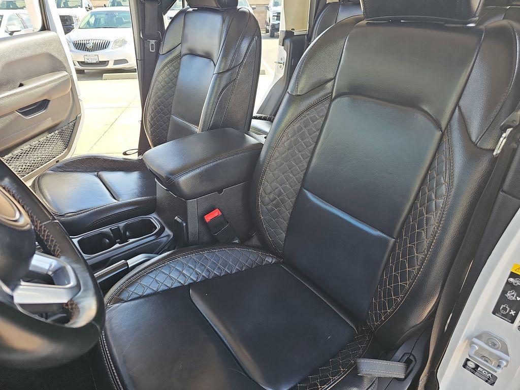 used 2021 Jeep Gladiator car, priced at $30,994