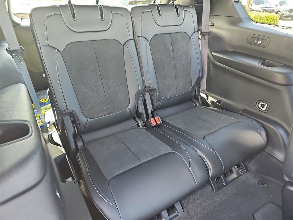new 2025 Jeep Grand Cherokee L car, priced at $43,830
