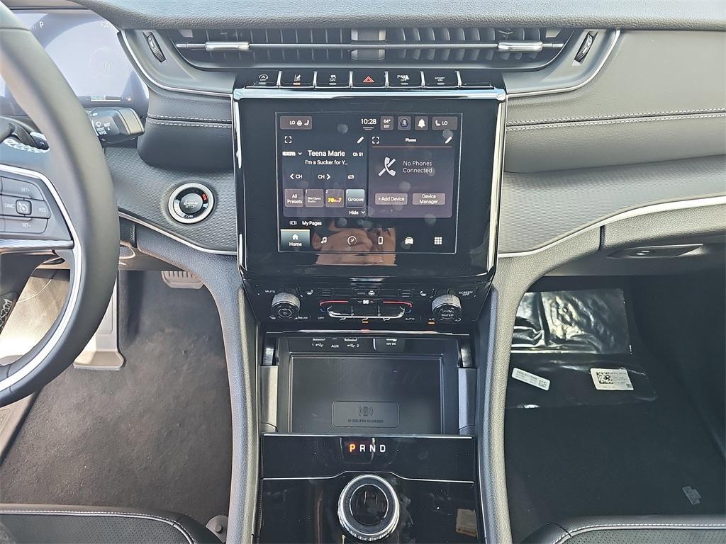 new 2025 Jeep Grand Cherokee L car, priced at $43,830