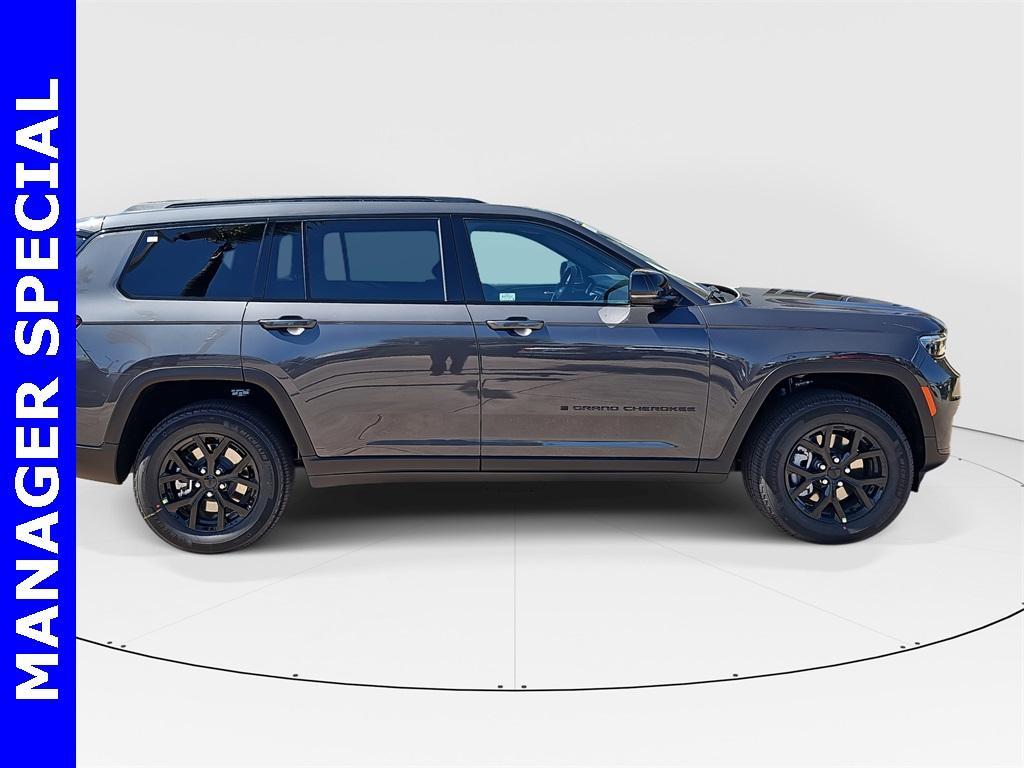 new 2025 Jeep Grand Cherokee L car, priced at $41,959