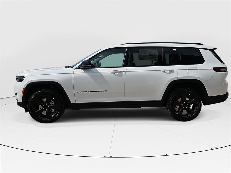 new 2024 Jeep Grand Cherokee L car, priced at $42,930