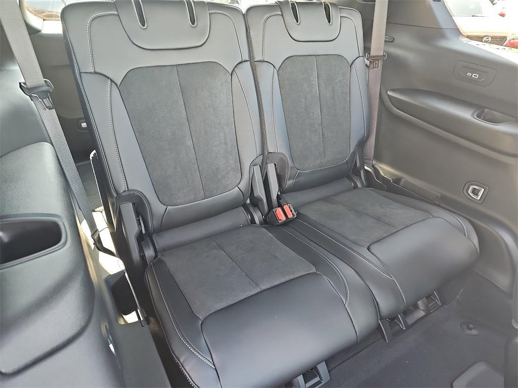 new 2025 Jeep Grand Cherokee L car, priced at $42,235