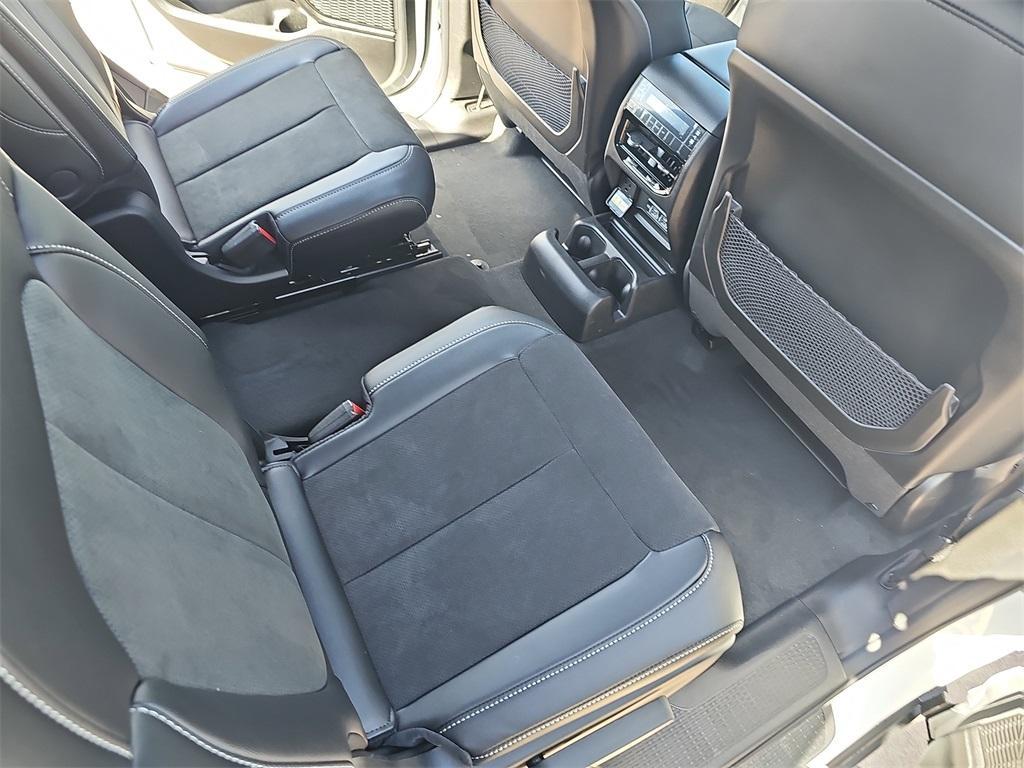 new 2025 Jeep Grand Cherokee L car, priced at $42,235