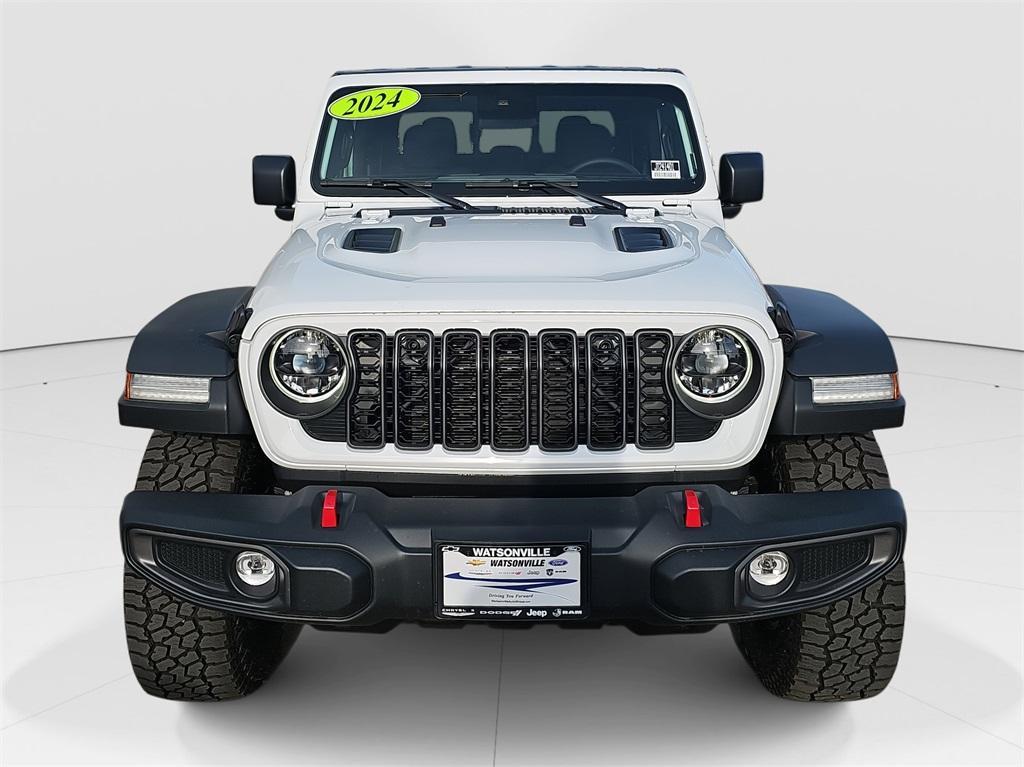 new 2024 Jeep Gladiator car, priced at $56,402