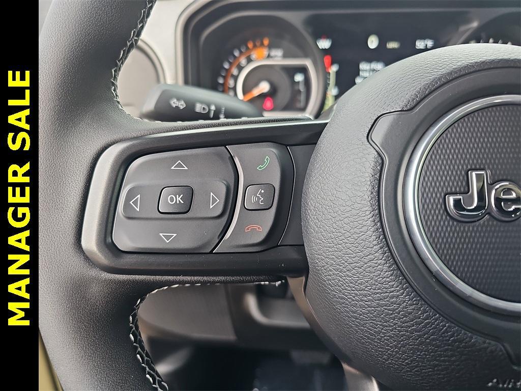 new 2025 Jeep Wrangler car, priced at $44,389
