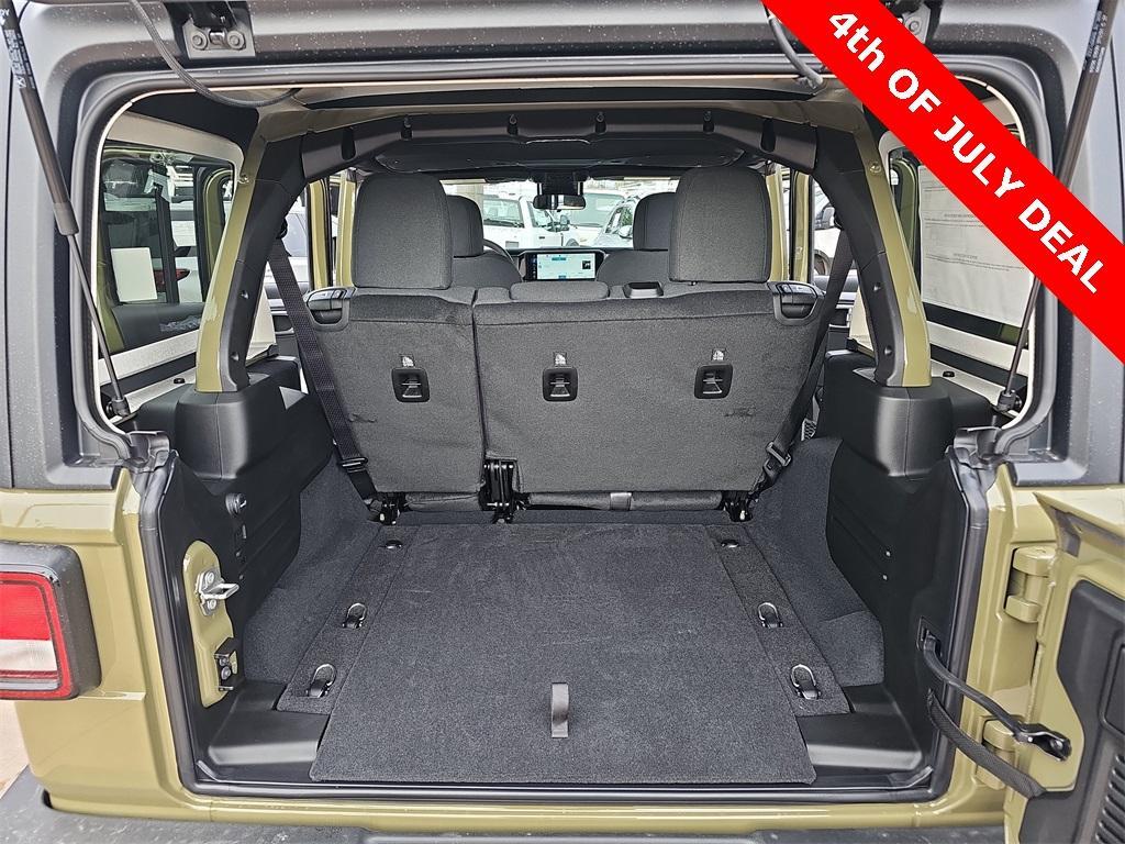 new 2025 Jeep Wrangler car, priced at $44,389