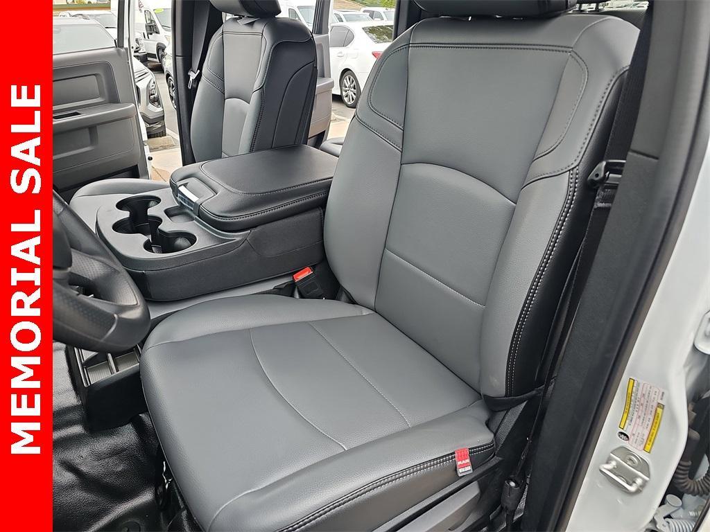 new 2024 Ram 2500 car, priced at $60,863