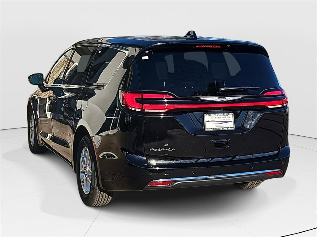 new 2025 Chrysler Pacifica car, priced at $40,145