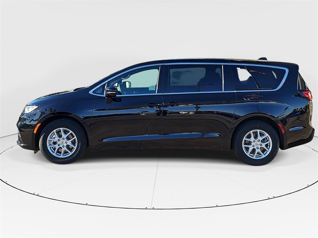 new 2025 Chrysler Pacifica car, priced at $40,145