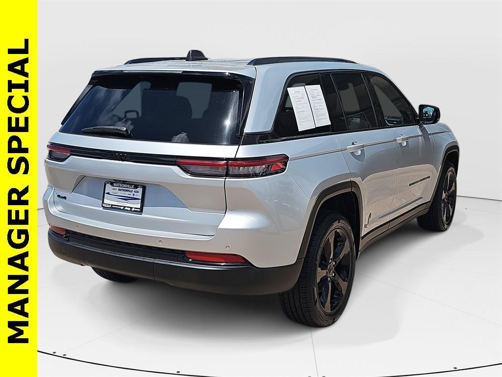 used 2023 Jeep Grand Cherokee car, priced at $28,990