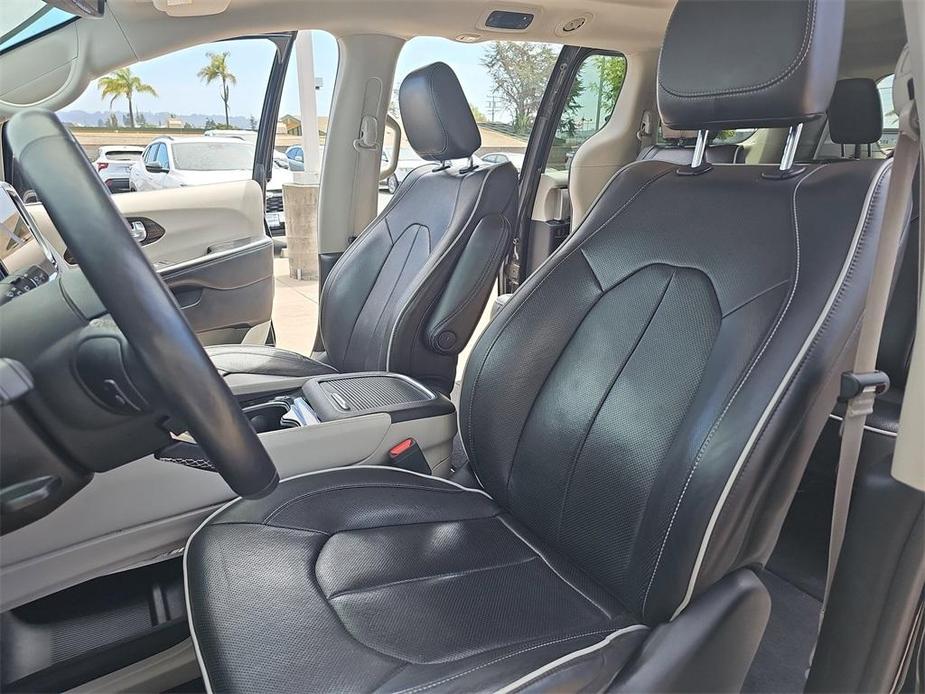 used 2022 Chrysler Pacifica car, priced at $27,152