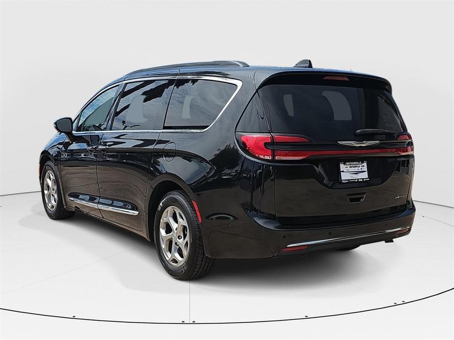 used 2022 Chrysler Pacifica car, priced at $27,152