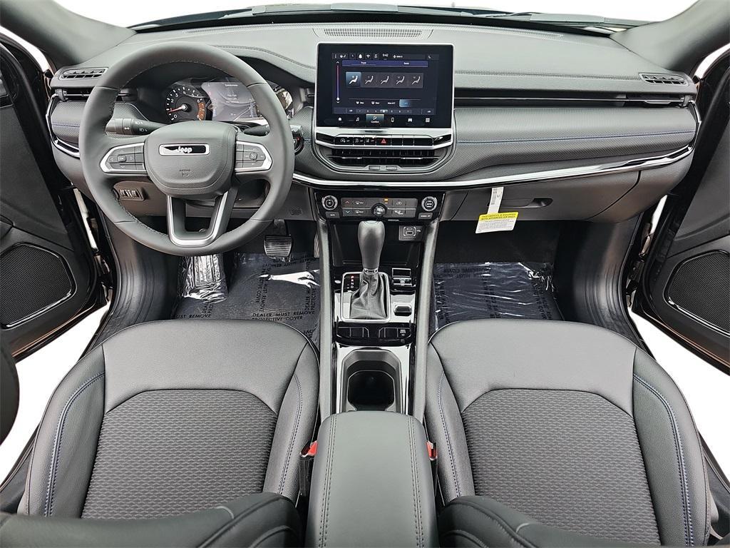 new 2025 Jeep Compass car, priced at $31,255