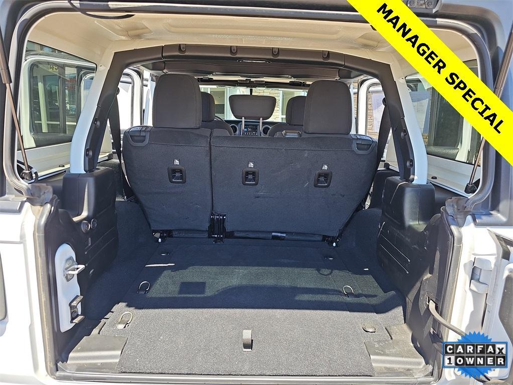 used 2022 Jeep Wrangler Unlimited car, priced at $32,947