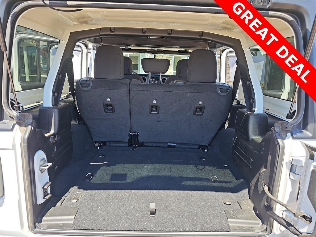 used 2022 Jeep Wrangler Unlimited car, priced at $33,490