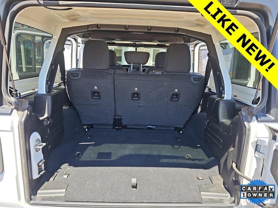 used 2022 Jeep Wrangler Unlimited car, priced at $33,795