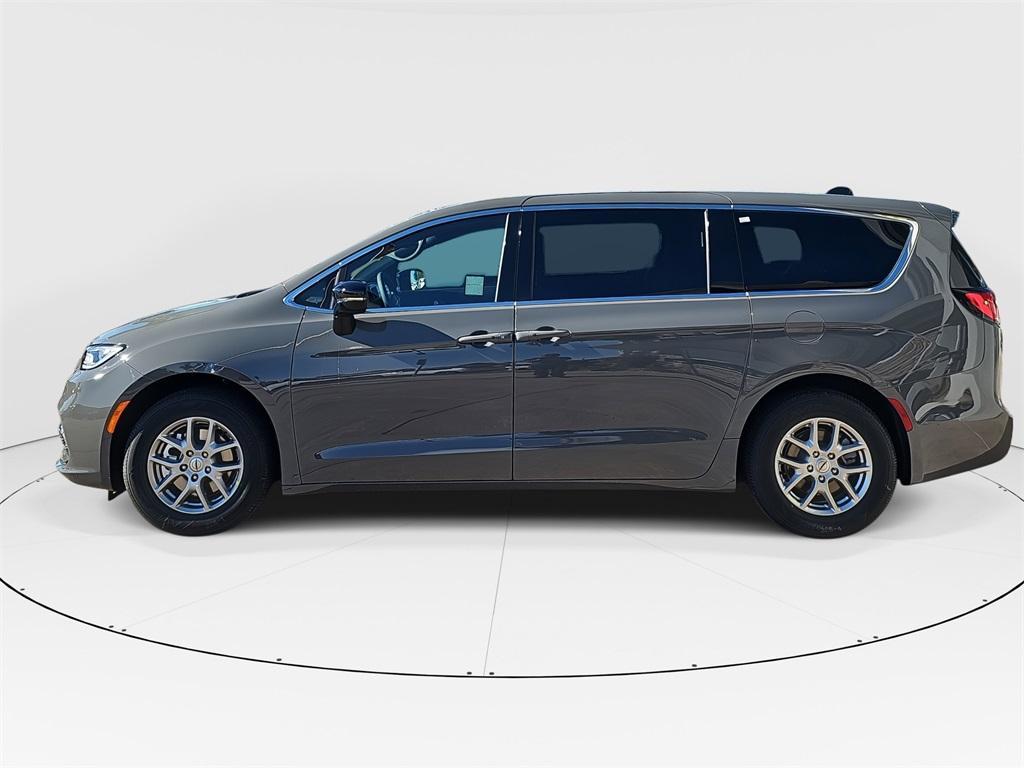 new 2025 Chrysler Pacifica car, priced at $40,990