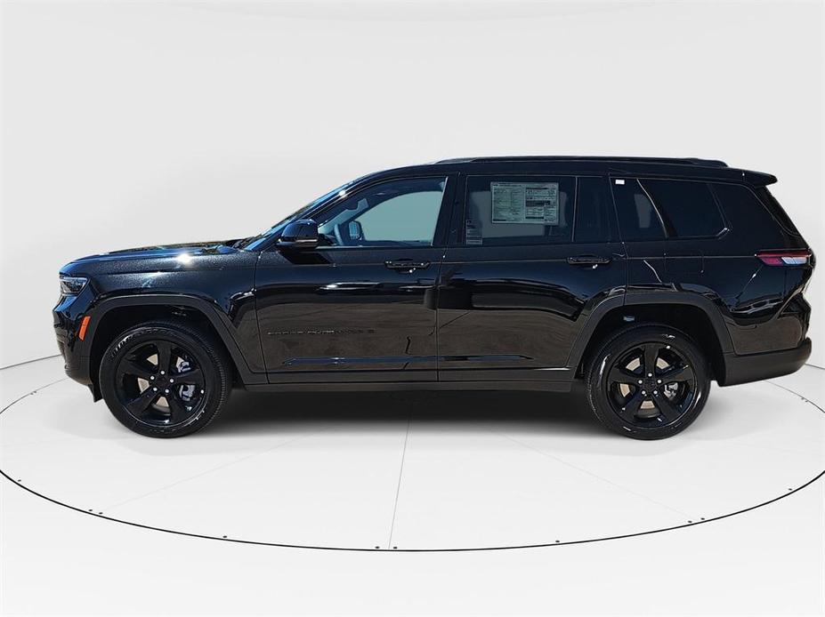 new 2024 Jeep Grand Cherokee L car, priced at $48,170